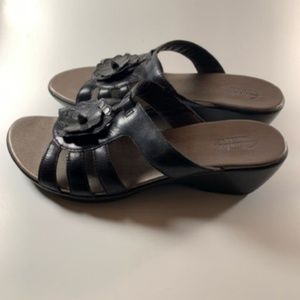 Clark's Women's Leather Sandals Black Size 9